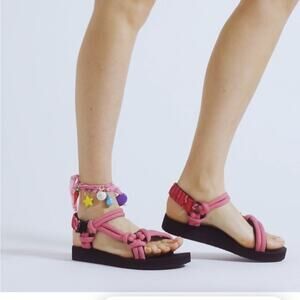 BRAND NEW Arizona Love Trekky Rope Pink Sandals, New with Tags Size 38 MSRP $140